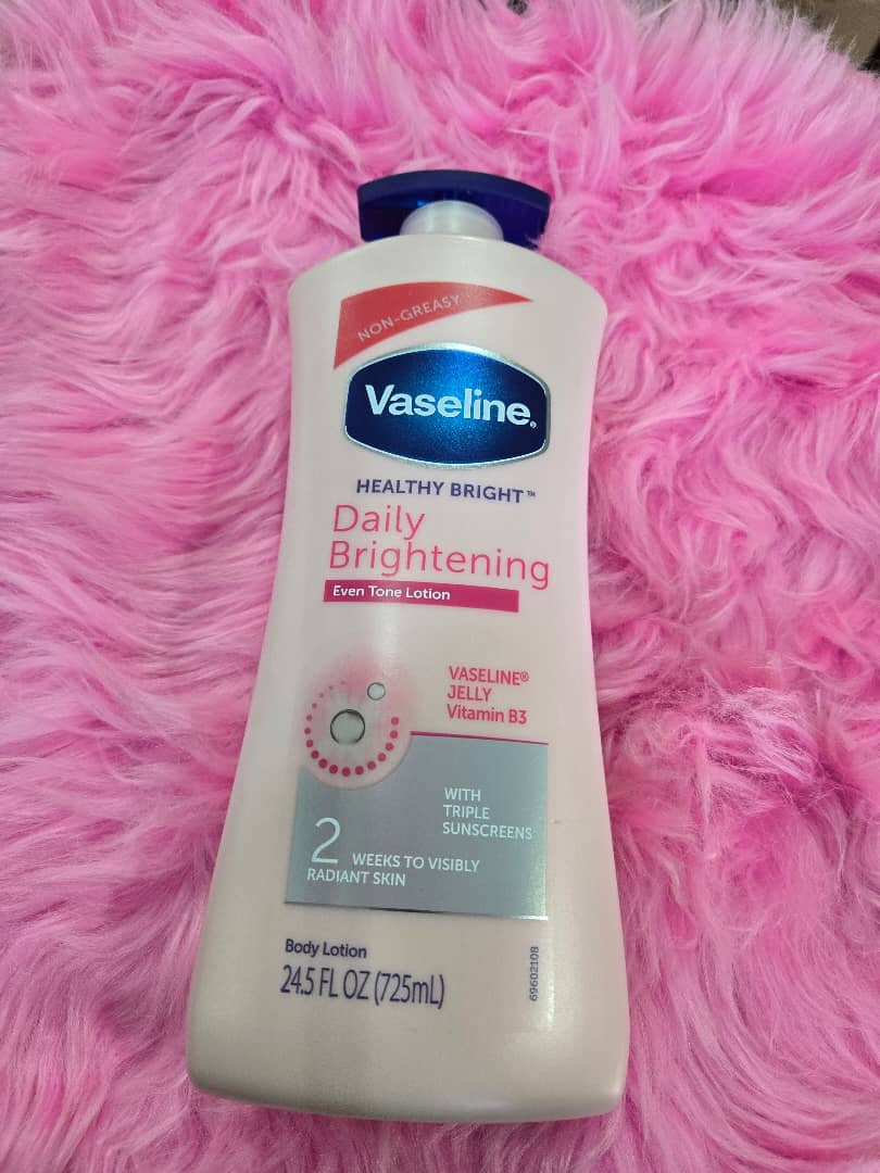 725ml VASELINE Daily Brightening