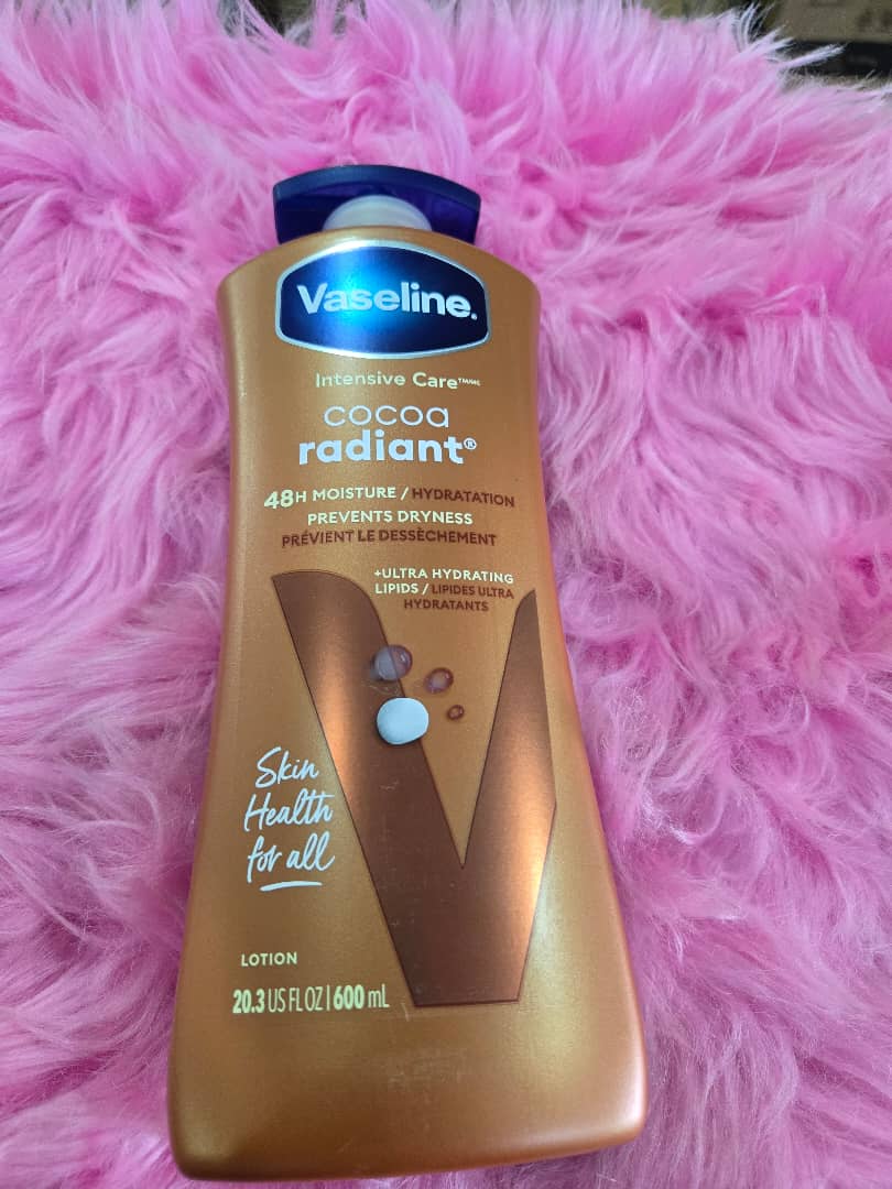 600 ml VASELINE Intensive Care Cocoa Radiant Lotion