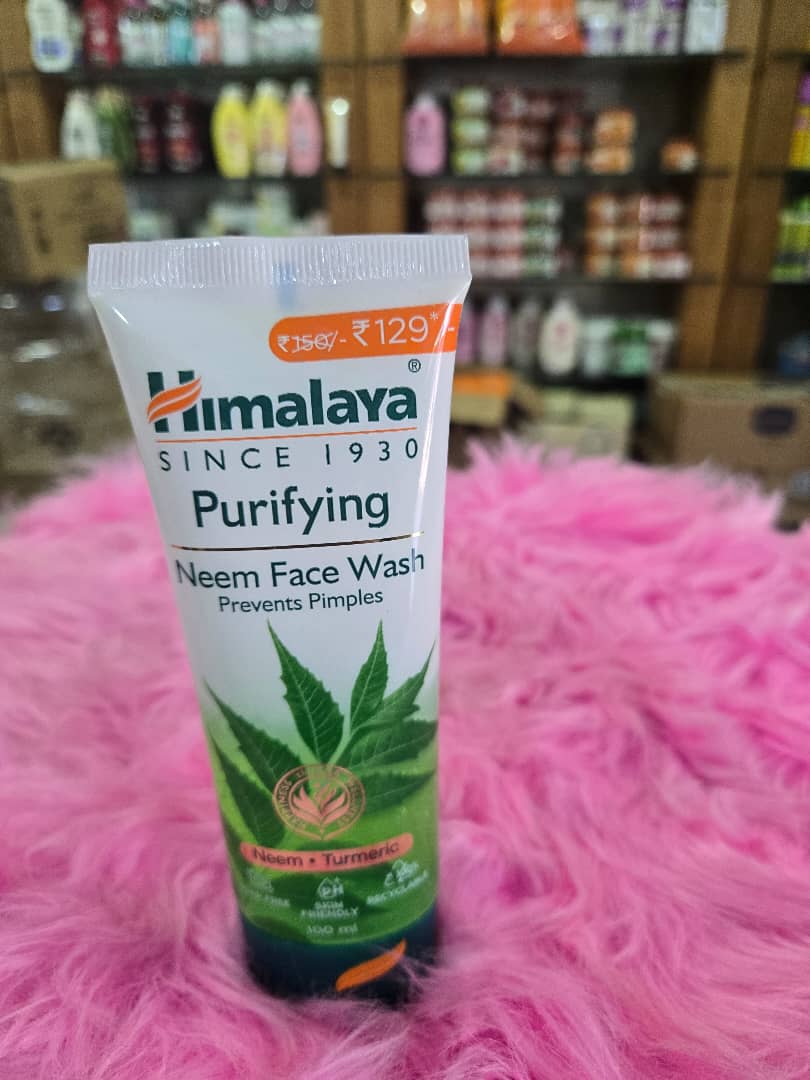 HIMALAYA Purifying Neem Face Wash