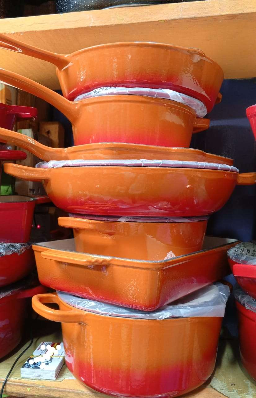 7pc Cast Iron Pot