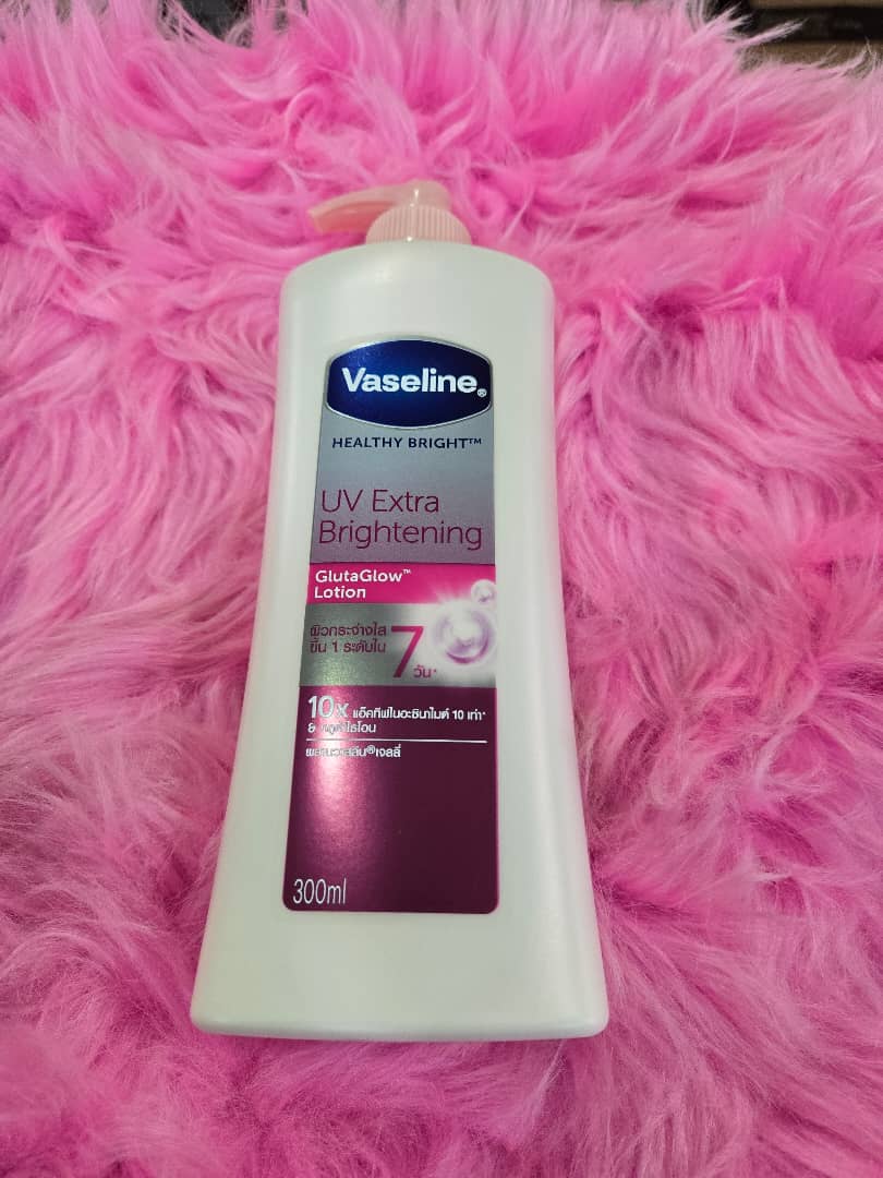 300 ml VASELINE Healthy Bright UV Extra Brightening Gluta-Glow Lotion